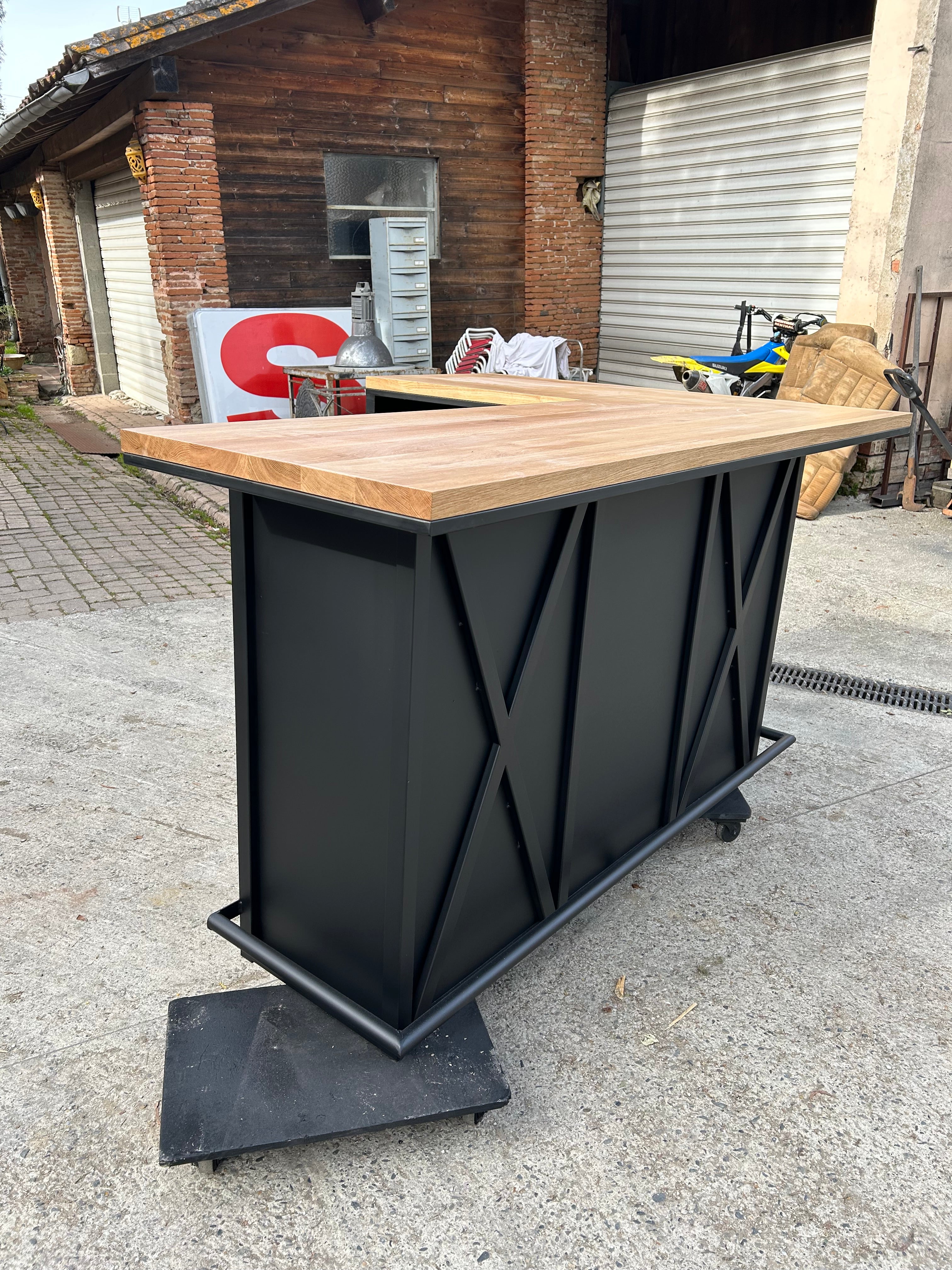 Comptoir de bar industriel simple plateau Réf : 3594 PRIX sur Devis