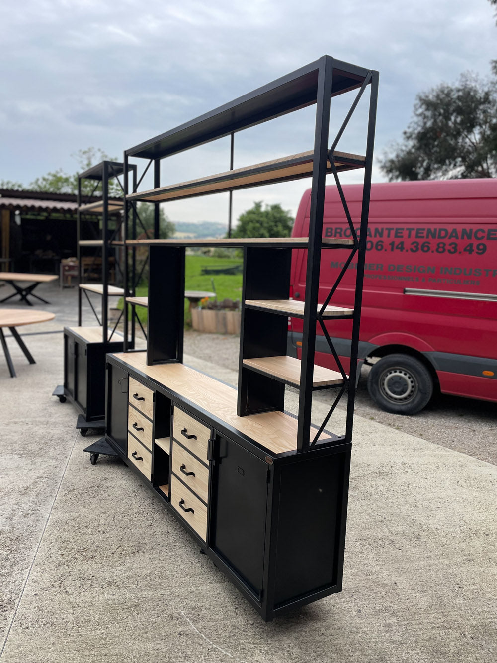 Bibliothèque/ Living design industriel. Réf 4046 Prix : 4500€