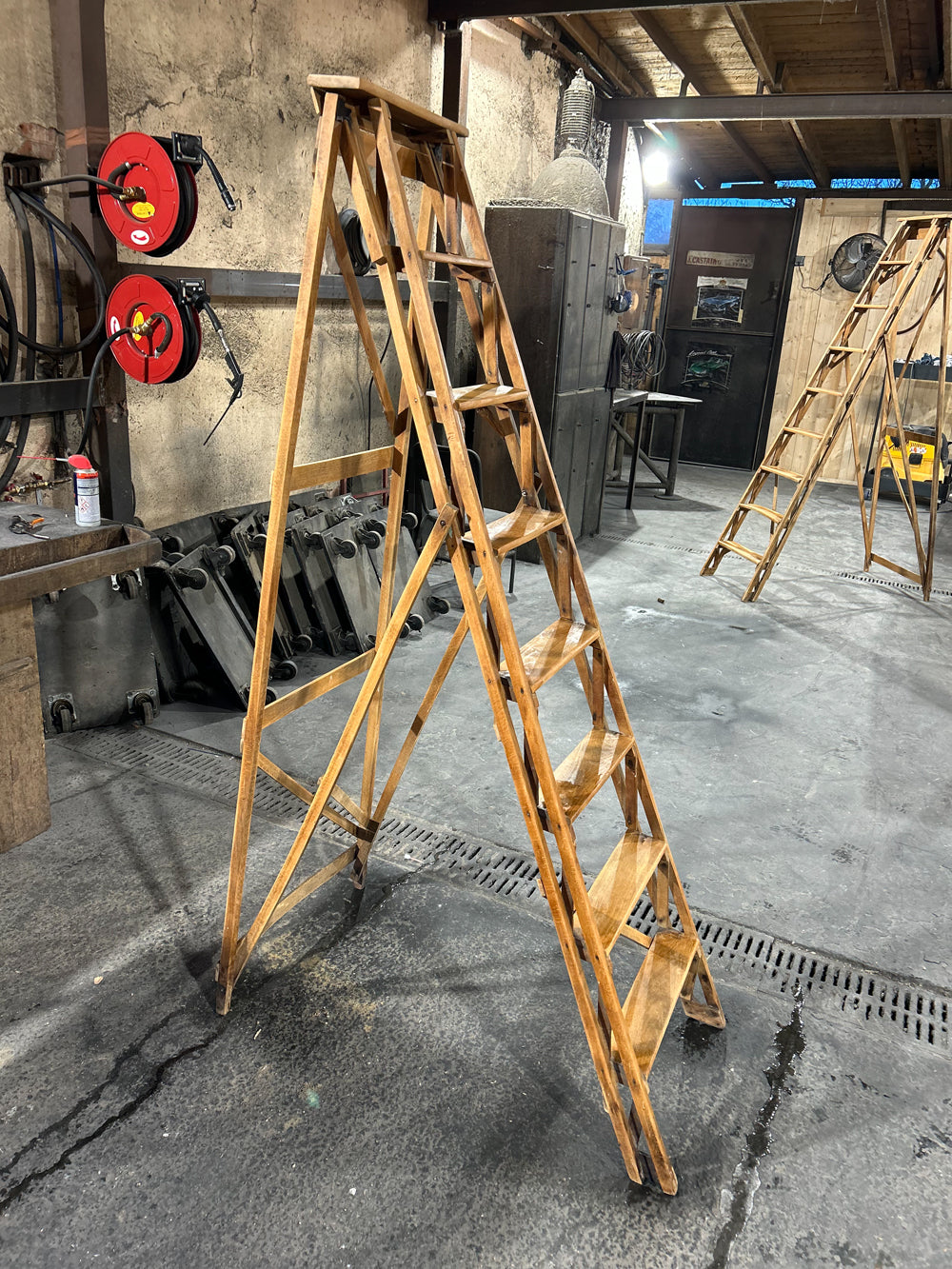 Ancienne Echelle de peintre 8 marches 1960 Réf 4371