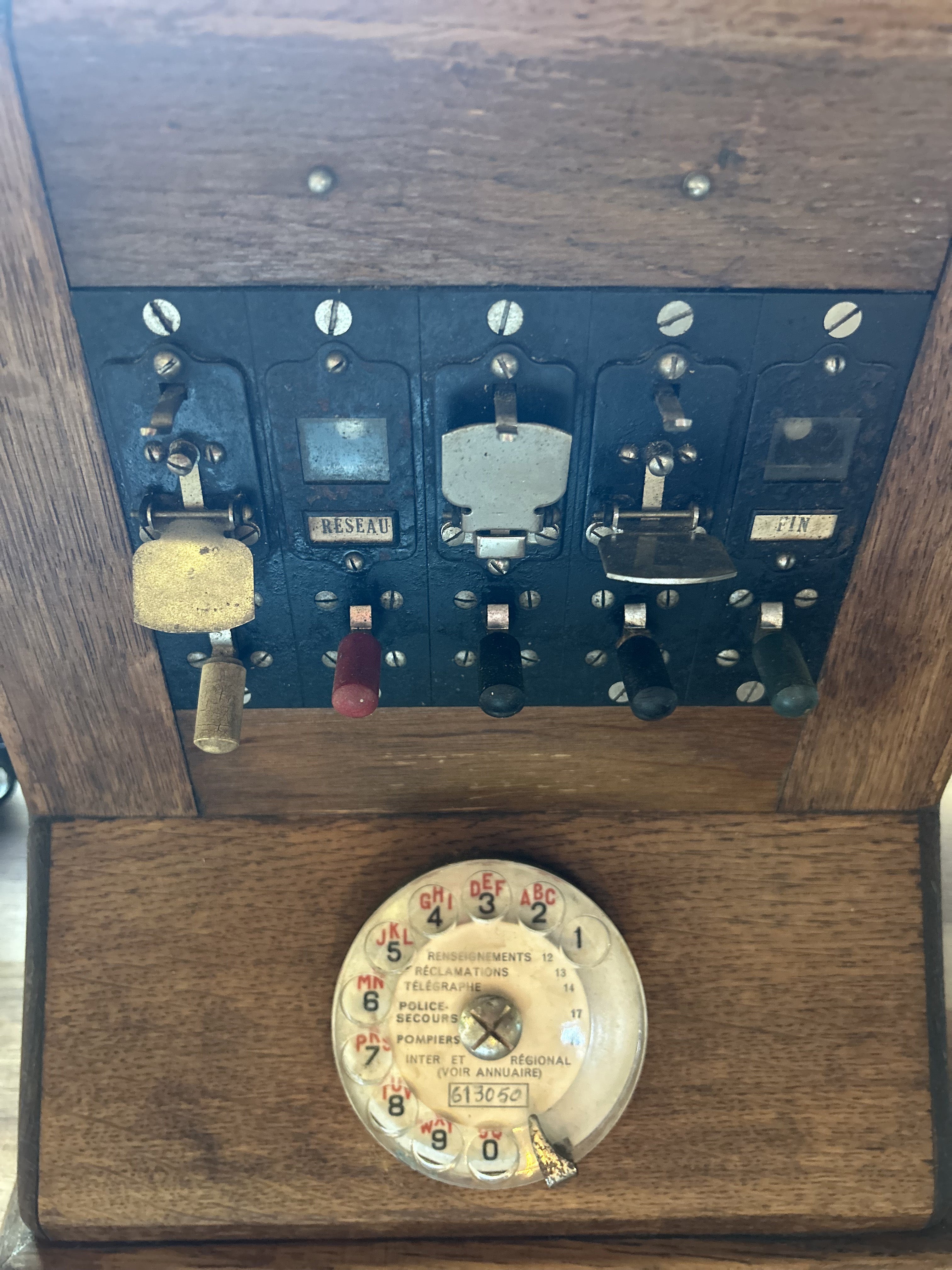Ancien standard téléphonique 1960