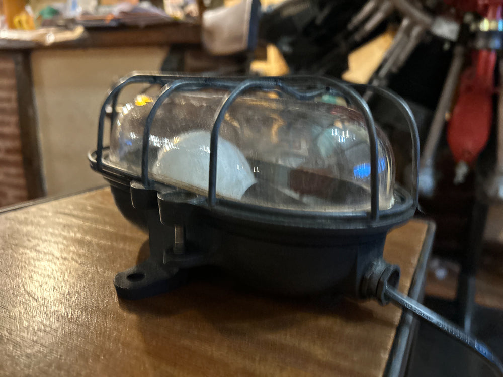 Applique Murale Fonte d'atelier 1960 Réf 4370