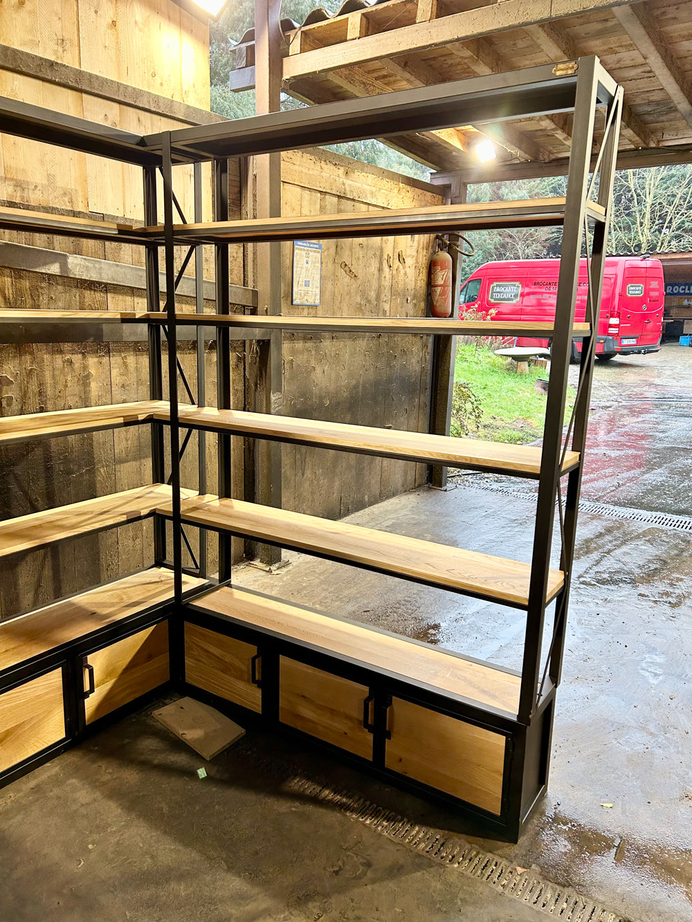 Bibliothèque d'angle métal et chêne création Prix de basse 7000€ Réf 4188