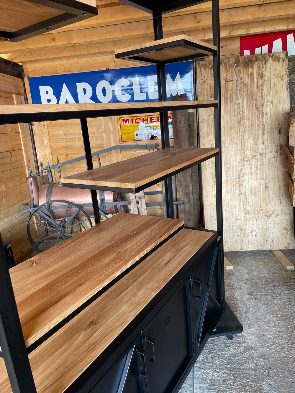 Bibliothèque déstructurée Réf 4056 Prix de base : 1790€