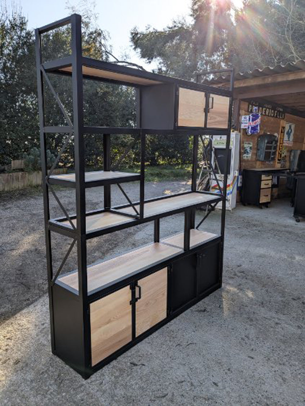 Bibliothèque design industriel Destructurèe Réf 4387 Prix de base : 2300€