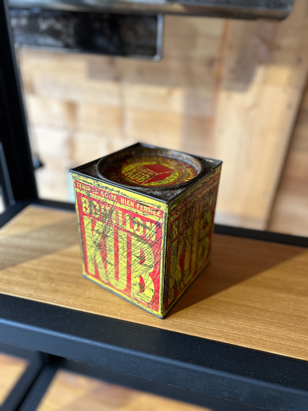 Boite métal Bouillon Kub Réf 4191