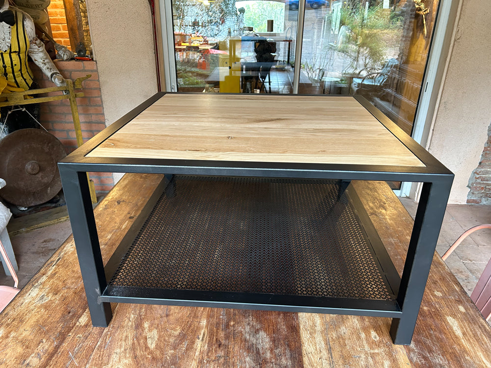 Table basse double plateaux Réf 4202 Prix de base : 590€