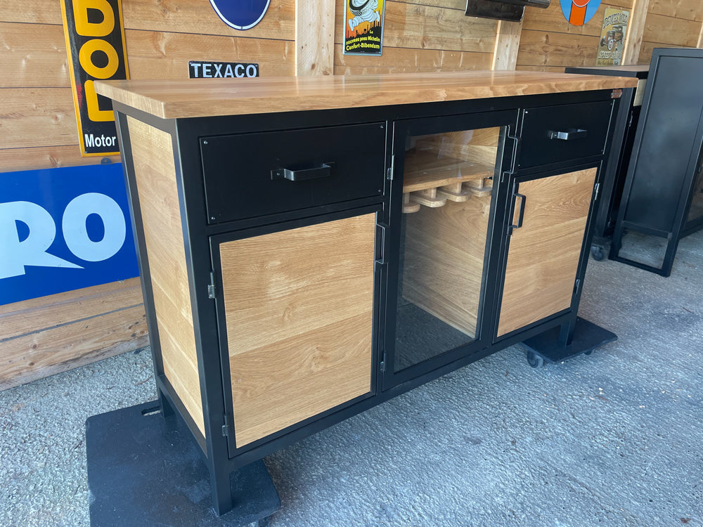 Buffet/bar design industriel réf 4049 Prix de base 2400€