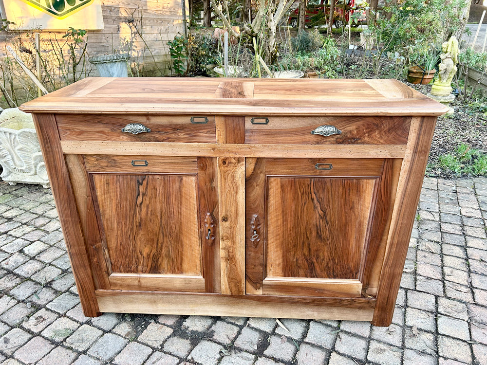 Buffet en noyer de quincaillerie époque 1900 Réf 4391