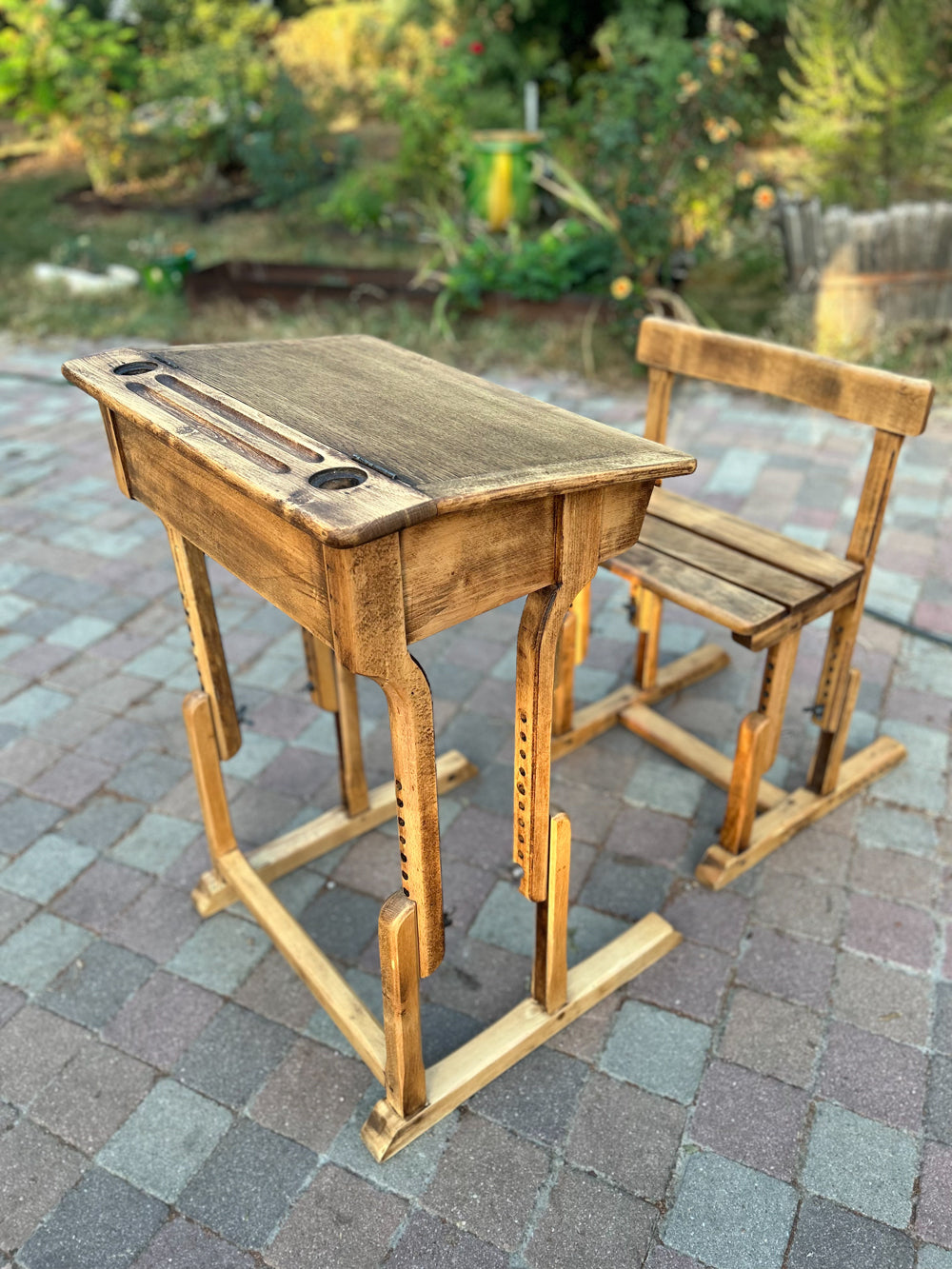 Bureau d'écolier réglable Royer 1950 réf 4122