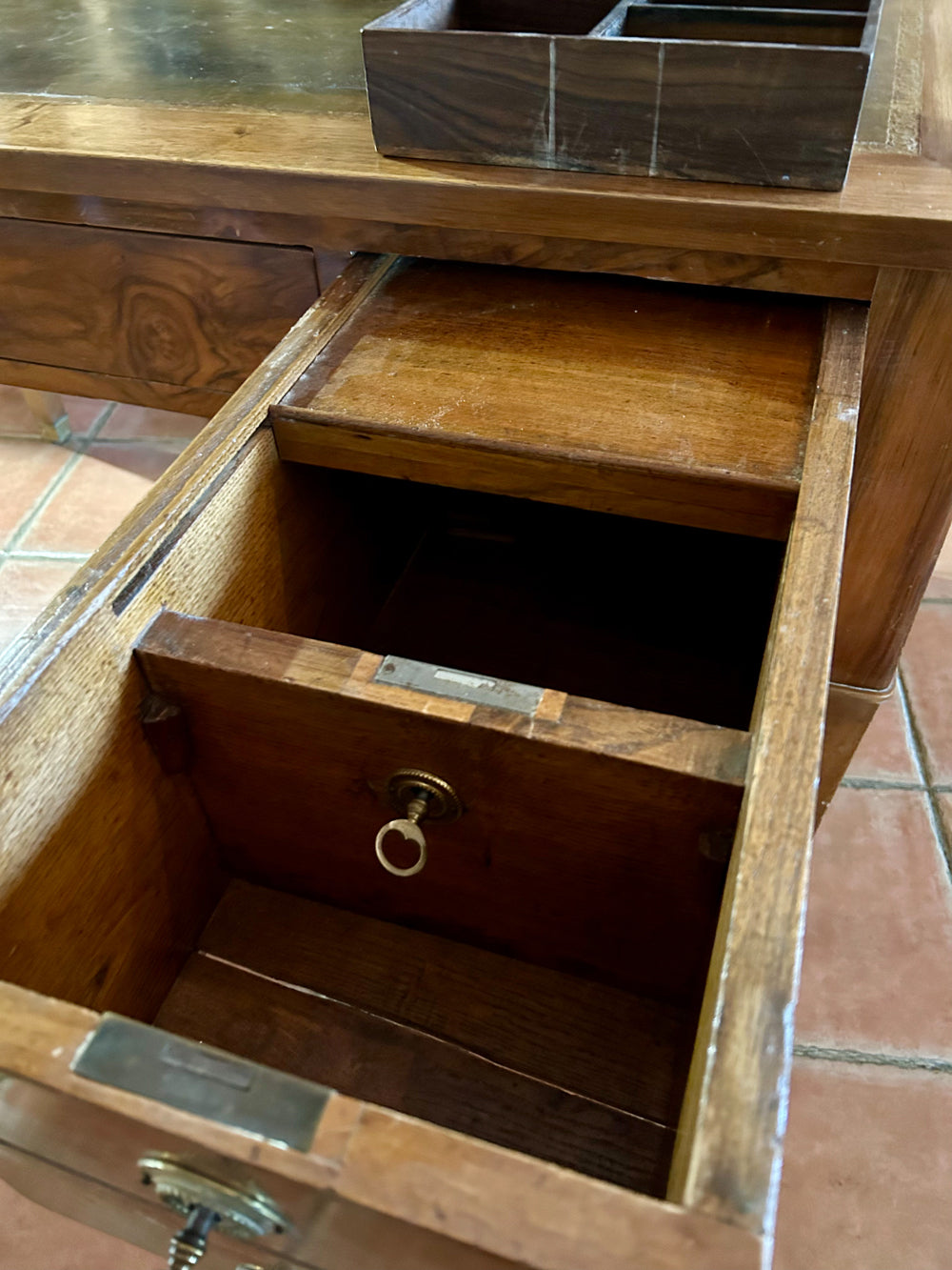 Bureau Direction Noyer Massif 1940 Extensions Plateau