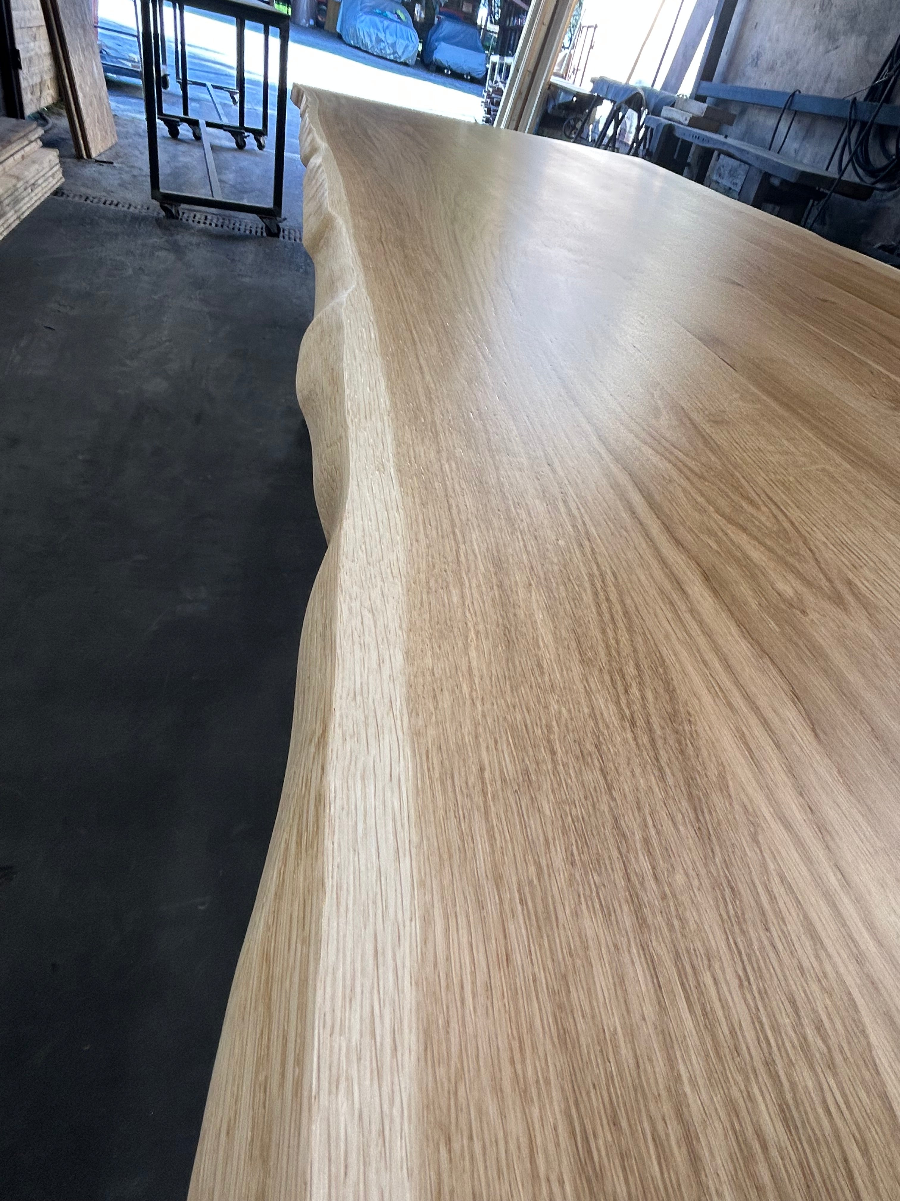 Table industrielle pied IPN et chêne PRIX de base: 1490€ réf 3031