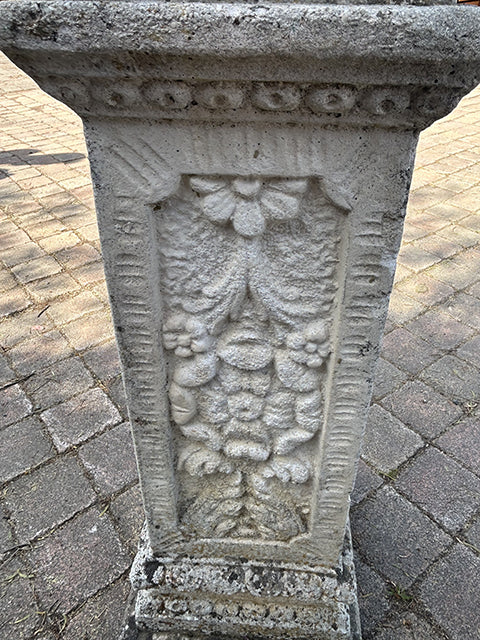 Colonne avec pigne de pin 1980/90 - RF 4675