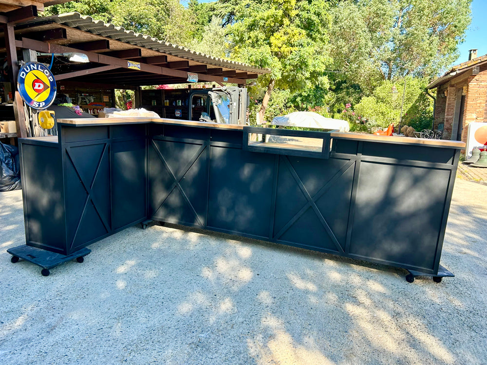 Comptoir de commerce avec vitrine Réf 4488 Prix de base 4300€