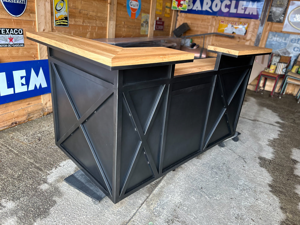 Comptoir de commerce industriel Réf 4219 Prix de base : 2500€