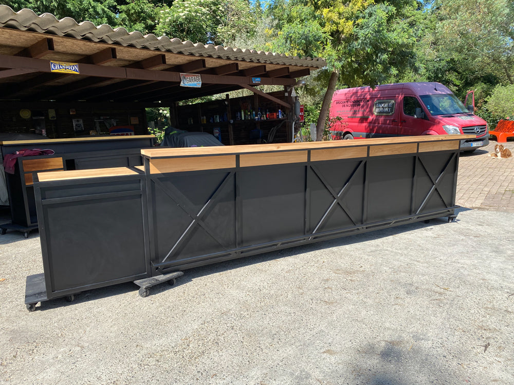 Comptoir design industriel bandeau bois. Réf 4475 Prix à partir de 3900€