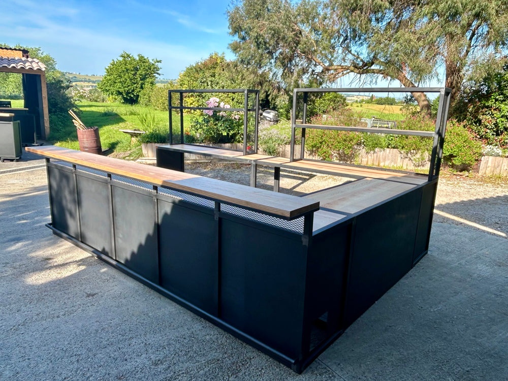 Comptoir et arrière comptoir design industriel Réf 4489 Prix de base 5300€