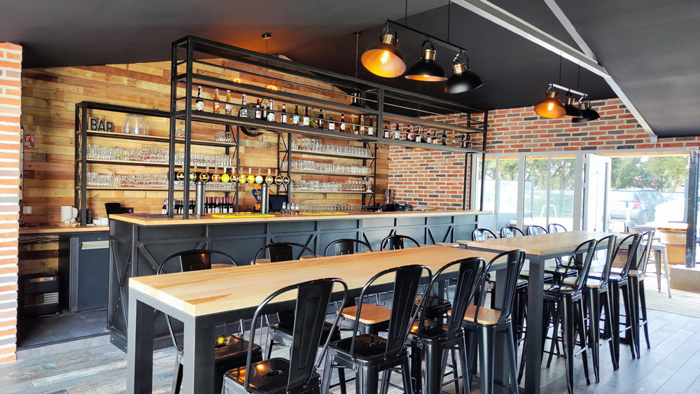 Comptoir industriel sur mesure en bois et metal