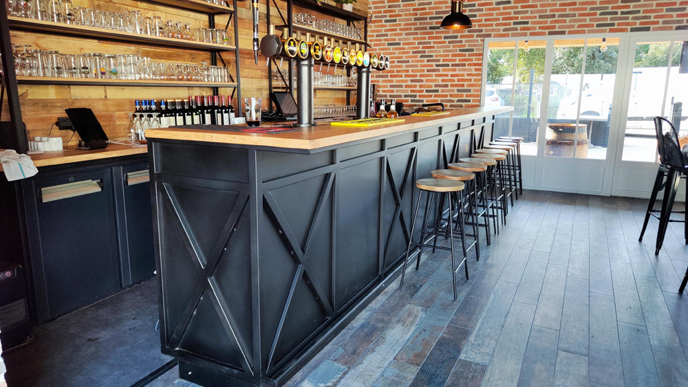 Comptoir industriel avec ciel de bar Réf 4238 Prix de base : 5500€
