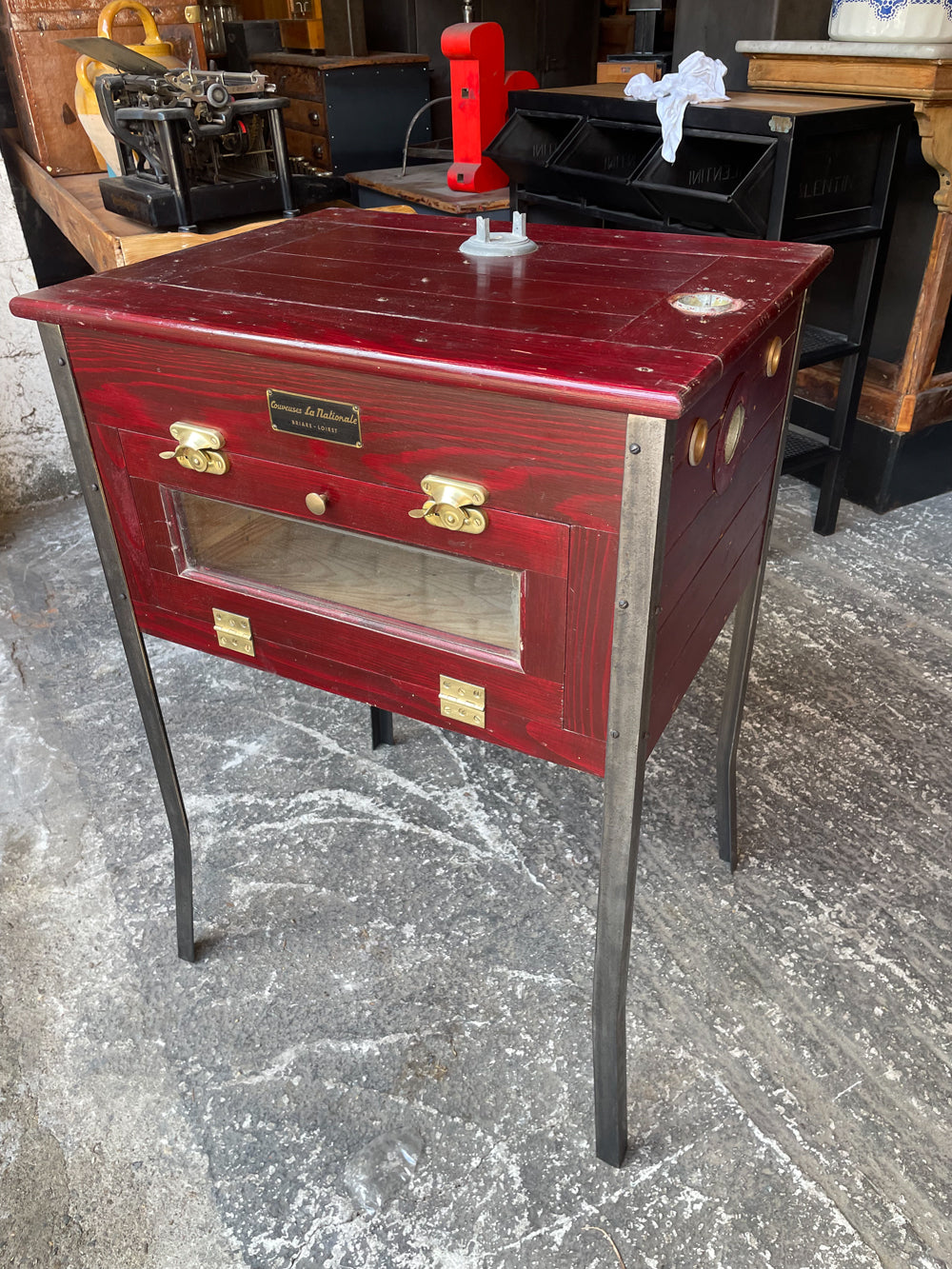 Couveuse La nationale 1950 Réf 4062