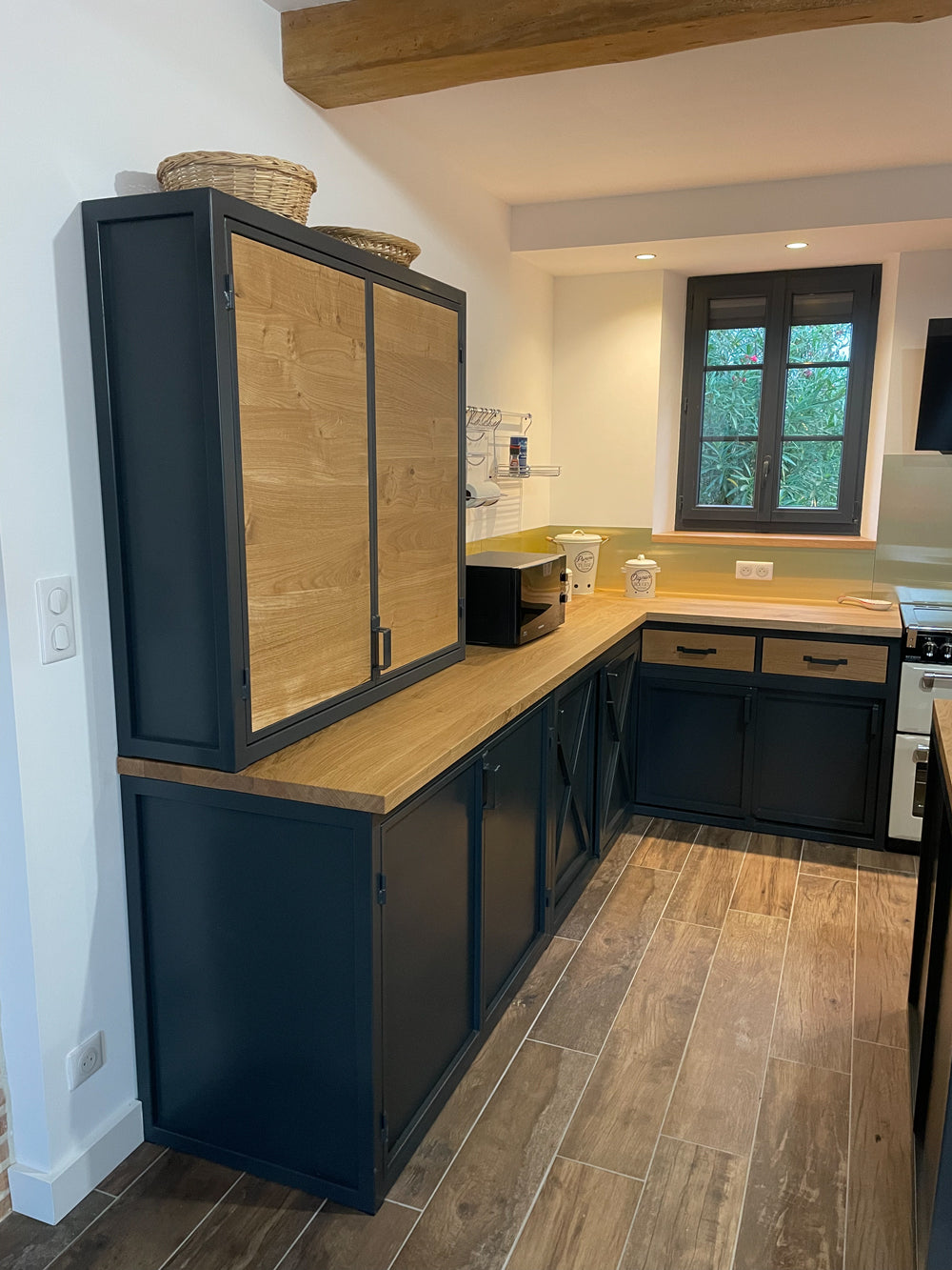 Cuisine sur mesure Réf 4082