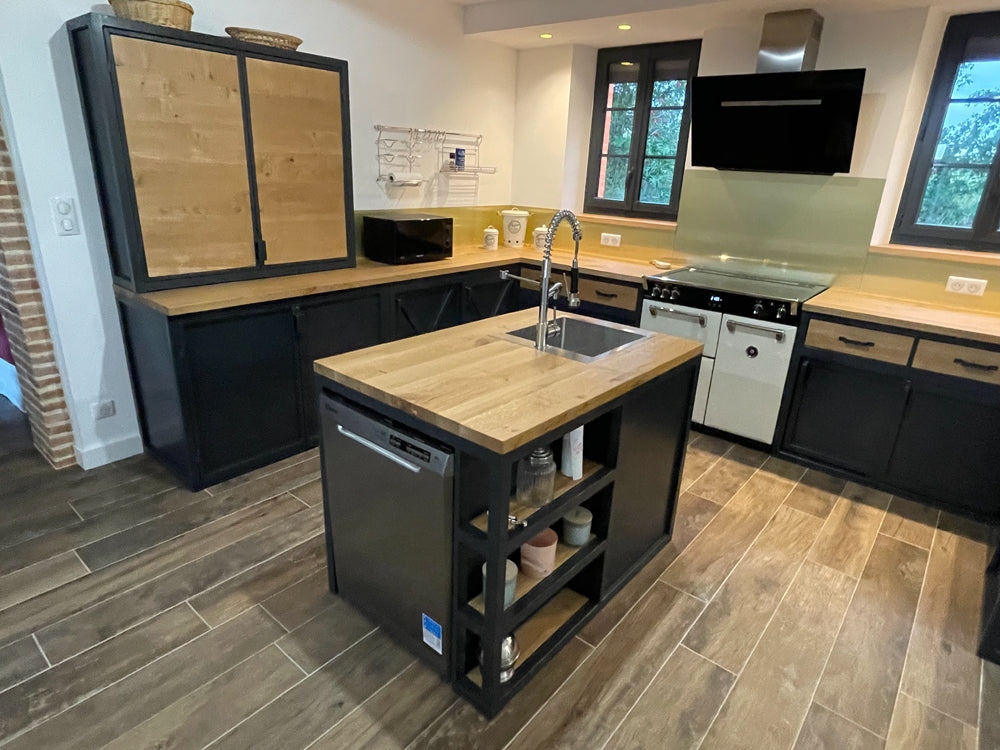 Cuisine sur mesure Réf 4082