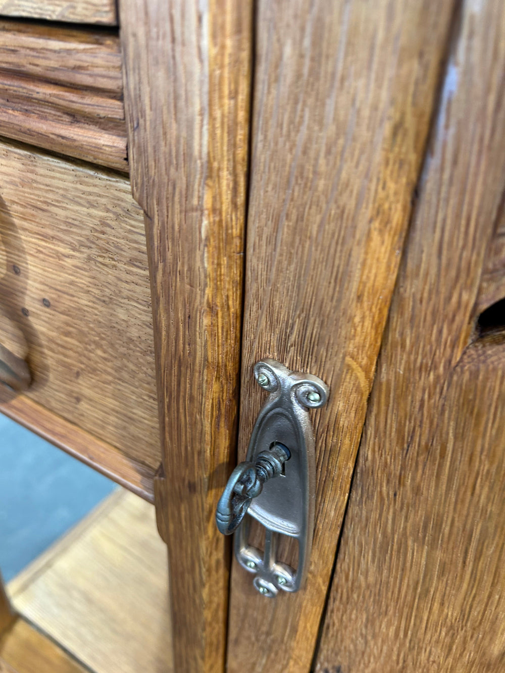 Desserte Art Nouveau chêne 1900/1920 Réf 4444