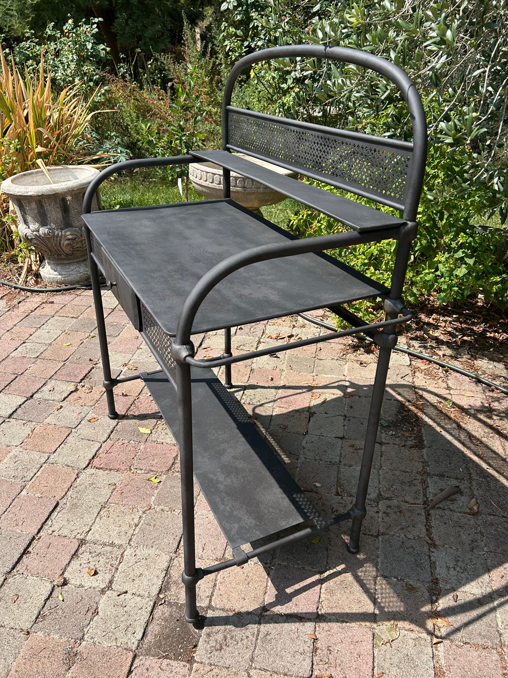 Desserte de toilette en mètal 1920/30 Réf 4541