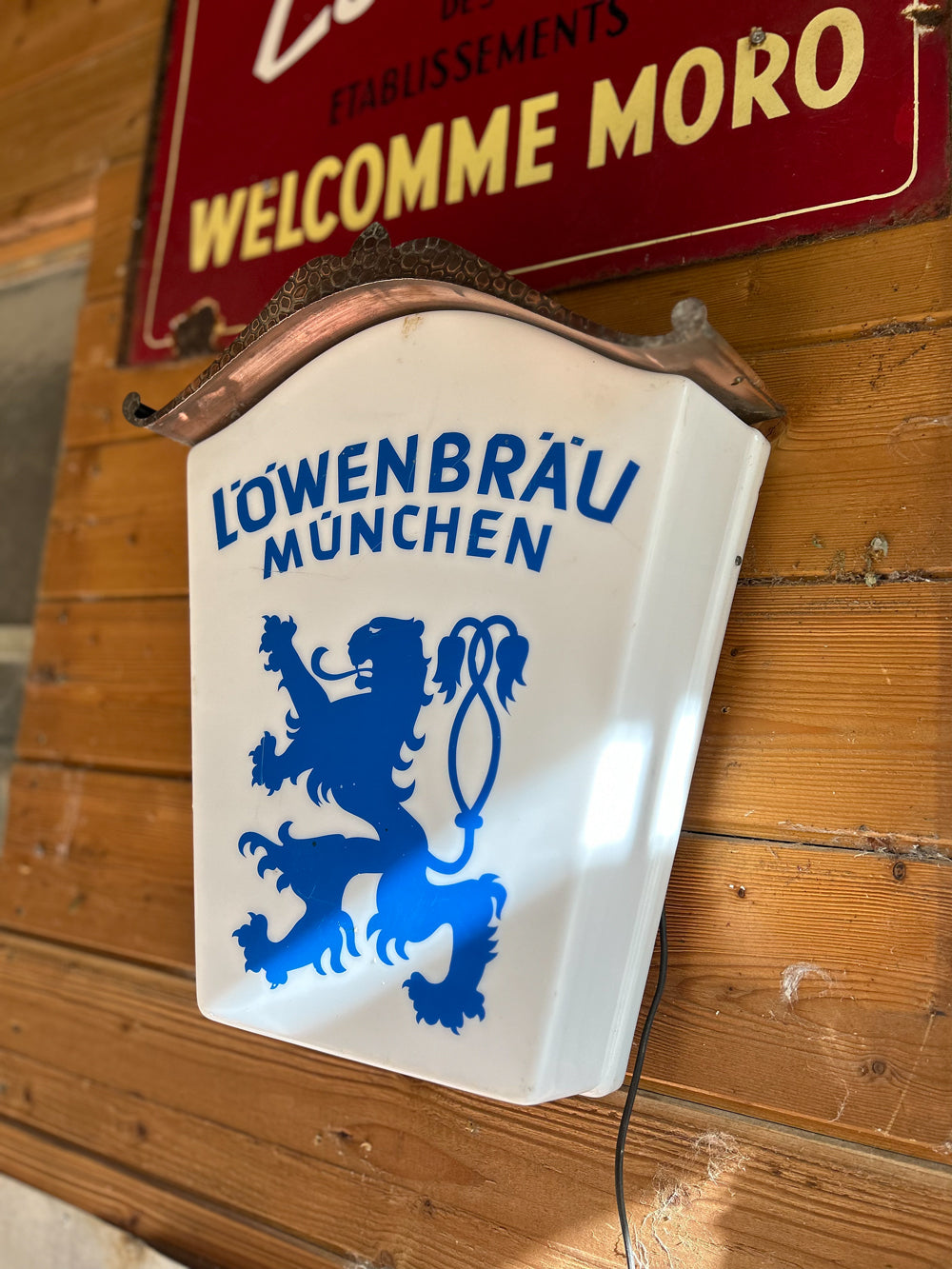 Enseigne lumineuse Bierre Lowenbräu Ref 4113