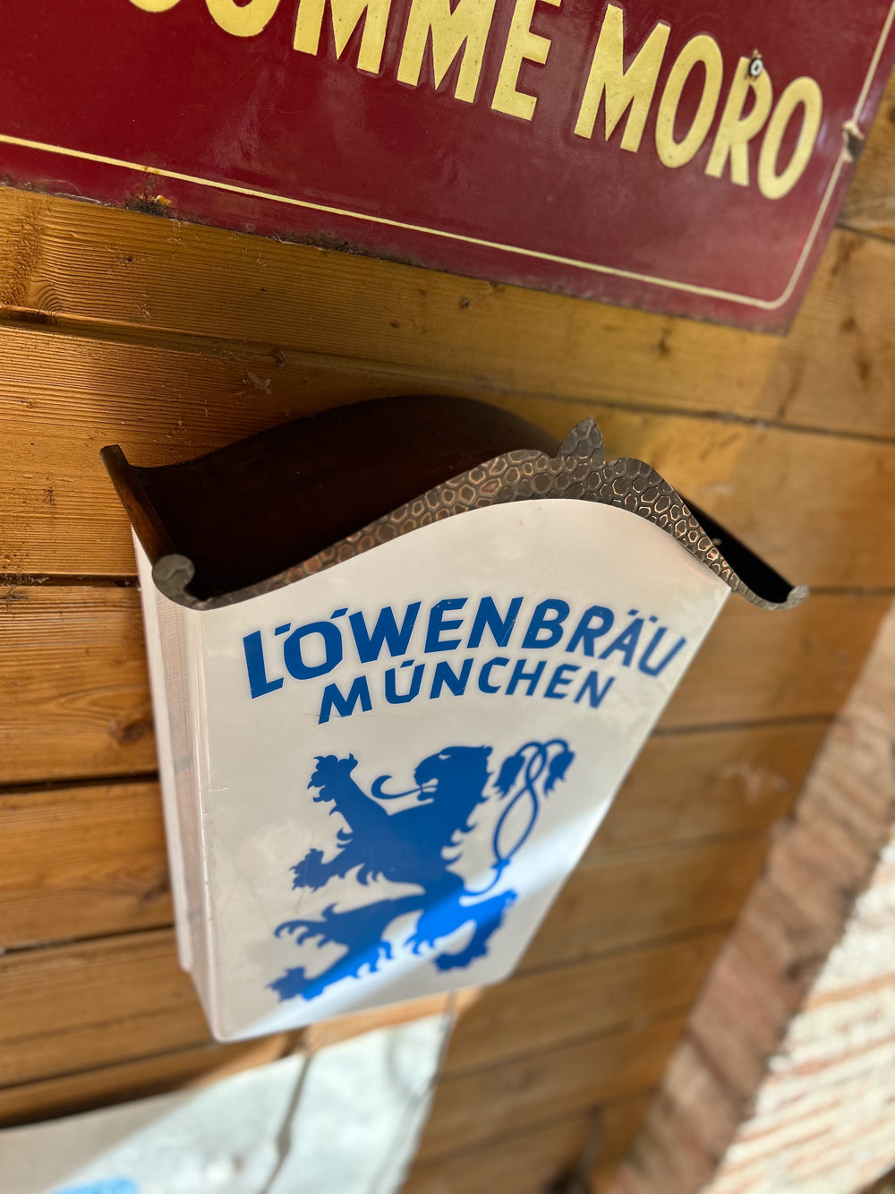 Enseigne lumineuse Bierre Lowenbräu Ref 4113
