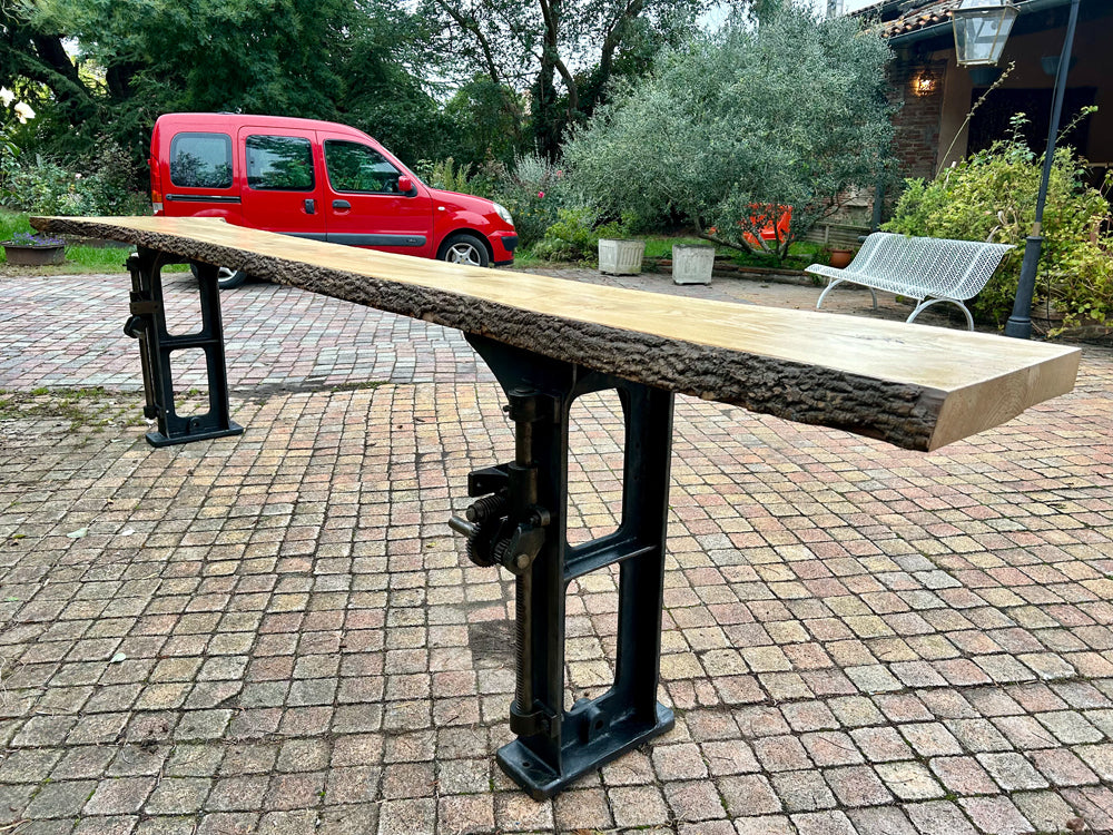 Grand mange debout piètement fonte 1900 Réf 4323