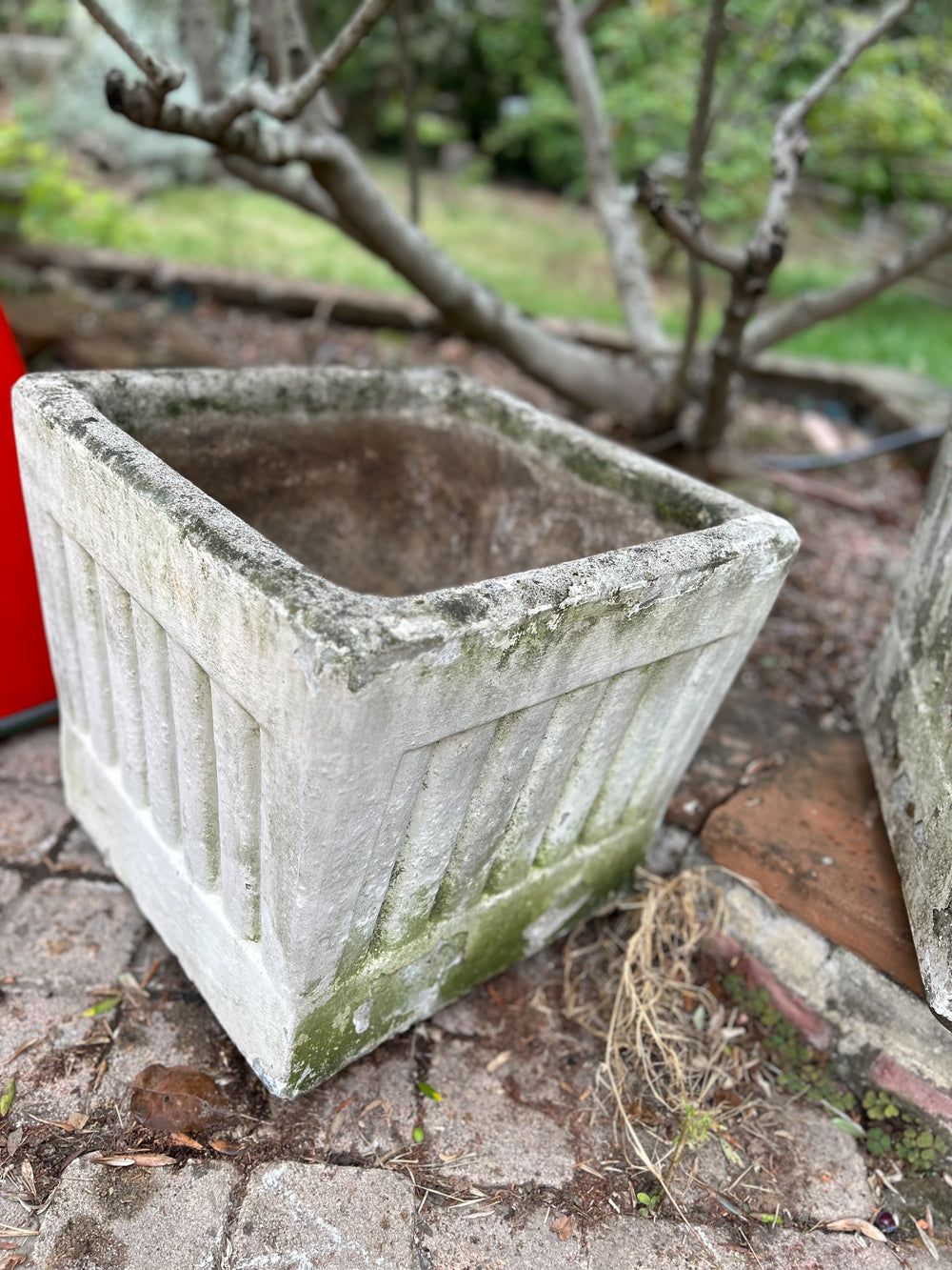 Jardinière vintage béton moulé réf 4131