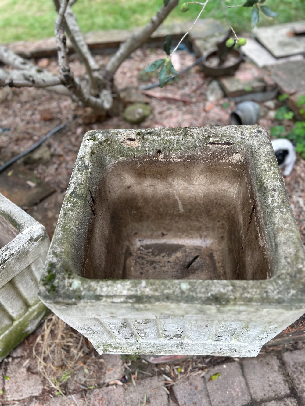 Jardinière vintage béton moulé réf 4131