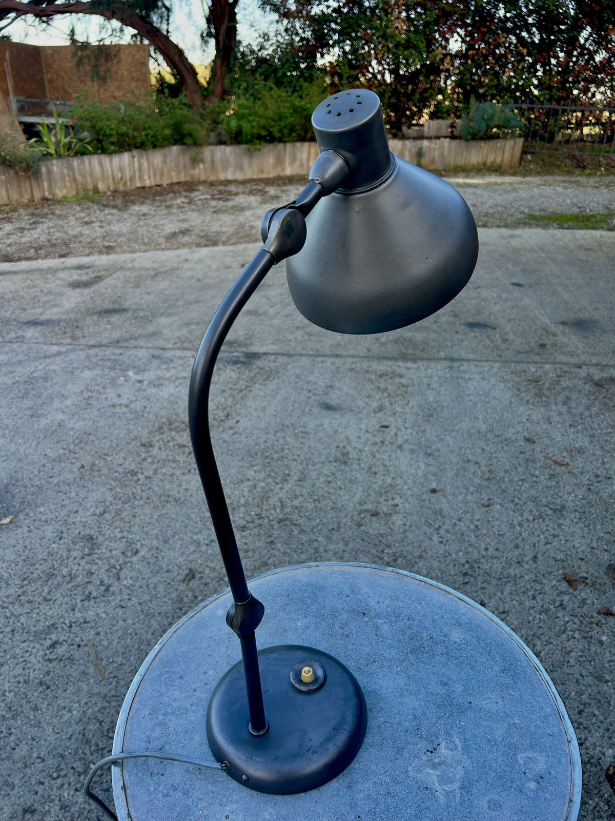Lampe d'atelier de la marque JUMO modèle GS1 des années 50/60