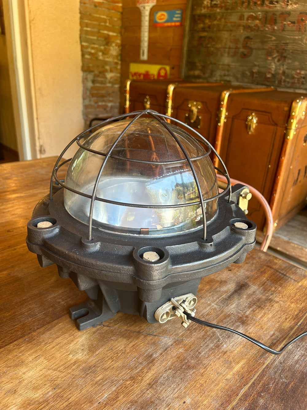 Lampe d'atelier fonte 1940/50 réf 4257