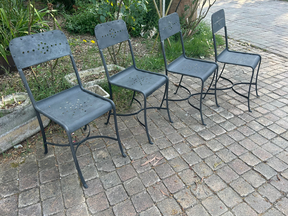 Lot de 4 chaises Mètal rivetées 1920/30