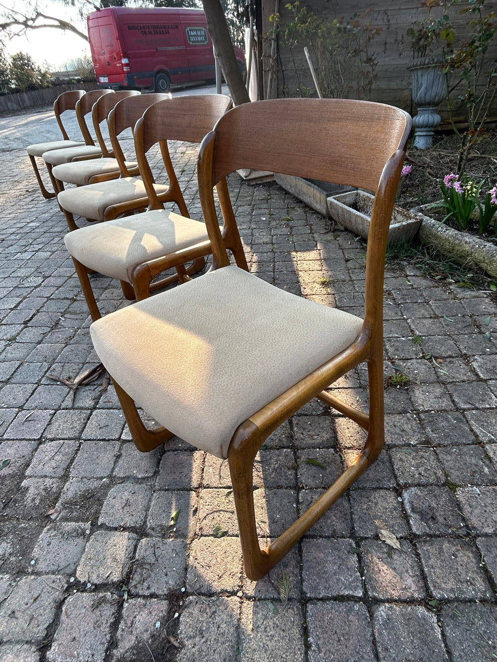 Lot de chaises traineau Baumann 1960 Réf 4445