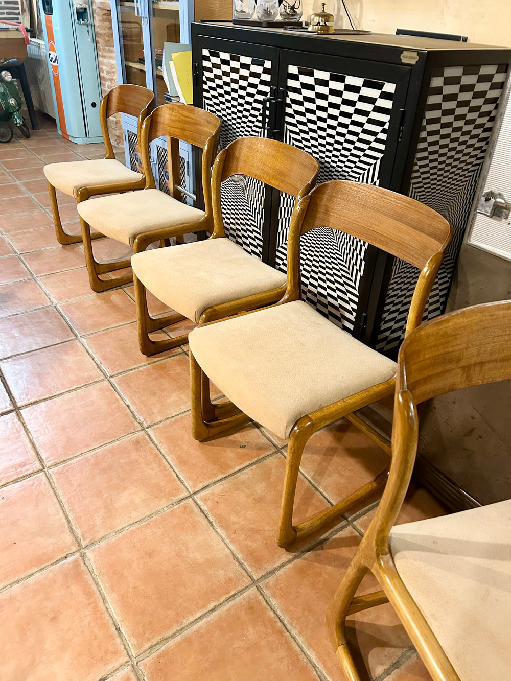 Lot de chaises traineau Baumann 1960 Réf 4445