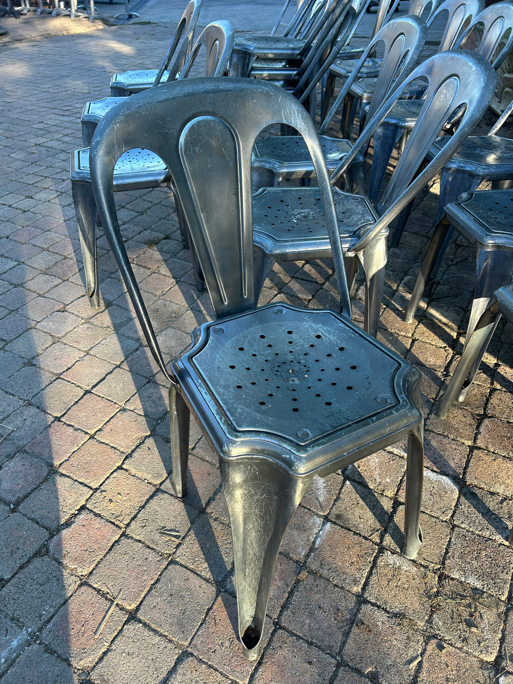 Lot de chaises design industriel- Réf 4575