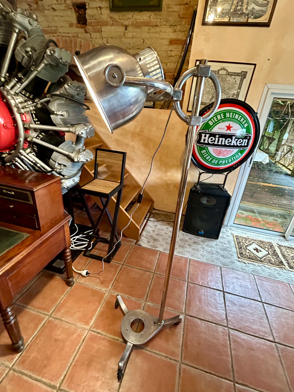 Lampadaire base " Infrarouge de coiffeur " 1970 Réf 4332