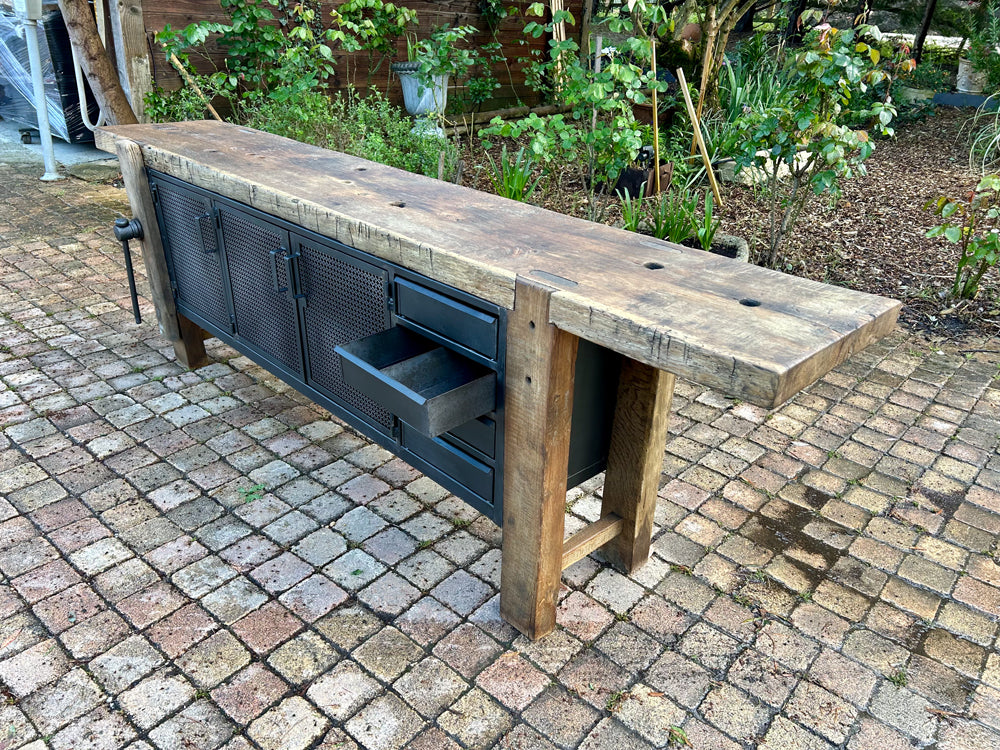 Trés grand établi menuiserie Réf 4242