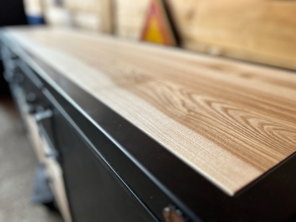 Meuble TV à clapet Réf 4092 Prix de base : 1250€