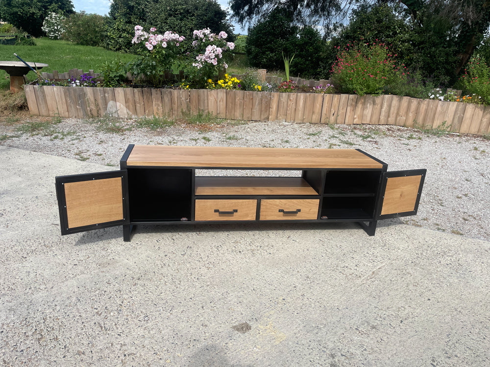 Meuble TV industriel réf 4081 Prix de base : 1390€