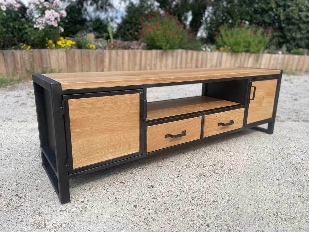 Meuble TV industriel réf 4081 Prix de base : 1390€