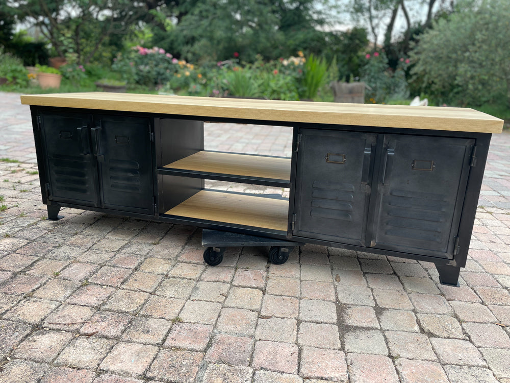 Meuble TV portes vestiaire Réf 4057