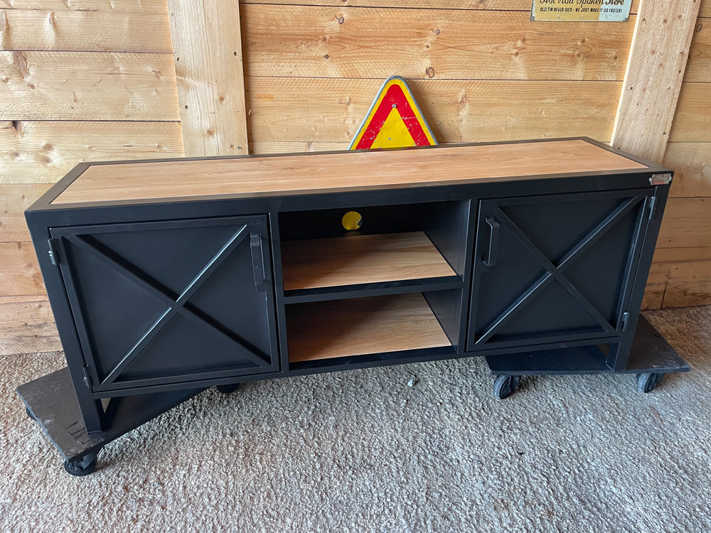 Meuble Tv 2 portes structurées Réf 4055 Prix de base : 990€