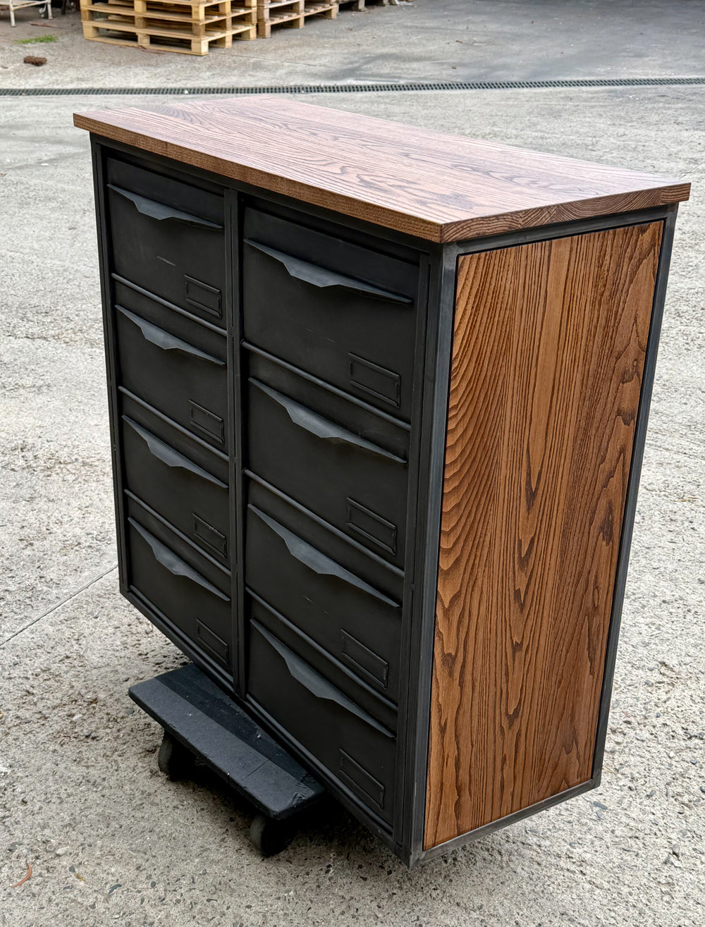 Meuble à 8 clapets YAC 1960 Réf 4516