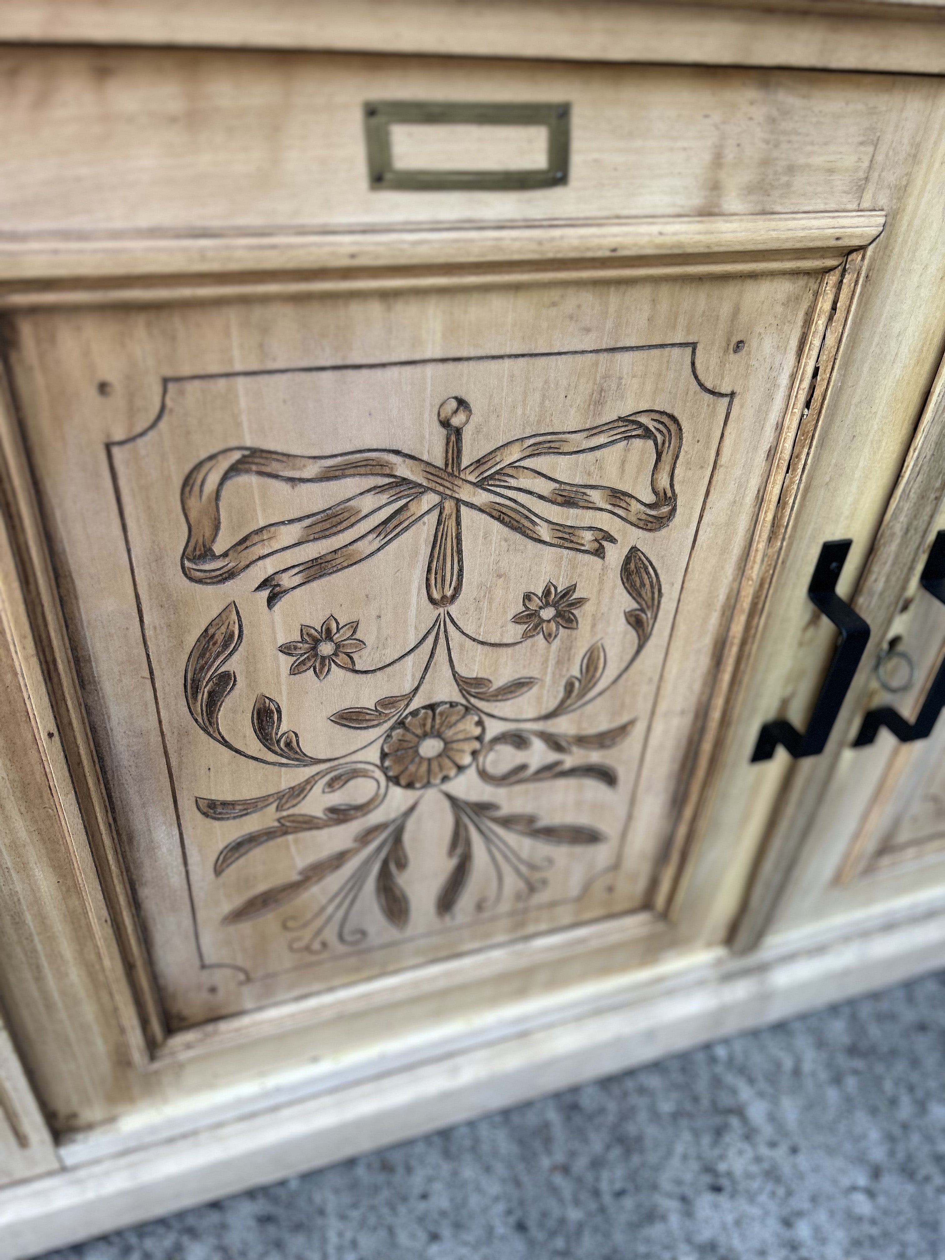 Meuble de métier 2 portes fleuries 1900-RF4709