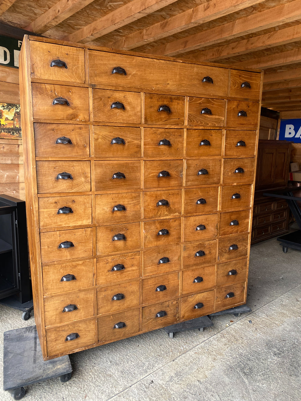 Meuble de métier 43 tiroirs 1920/30 Réf 4469