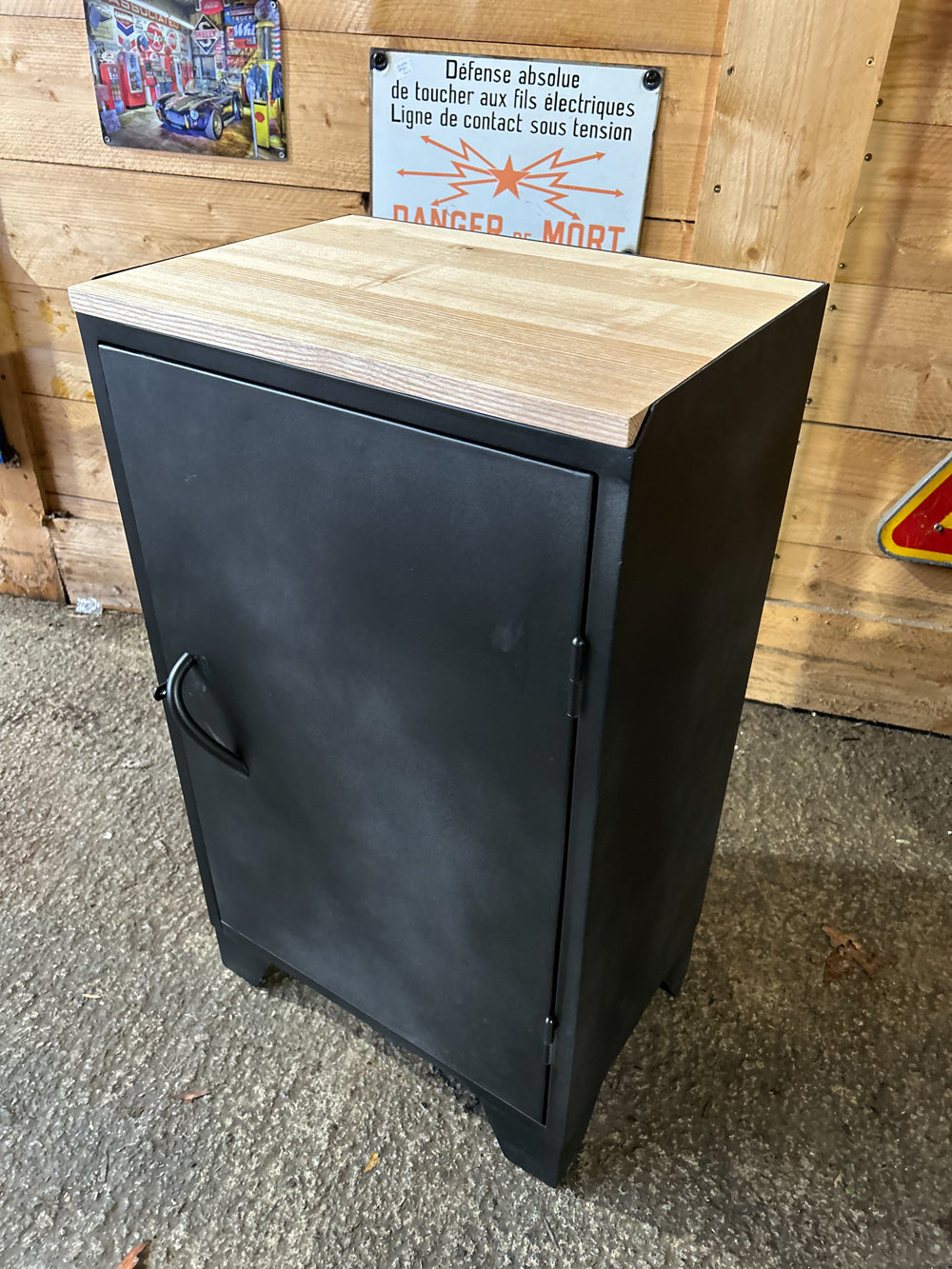 Petit buffet d'atelier 1950 réf 4140