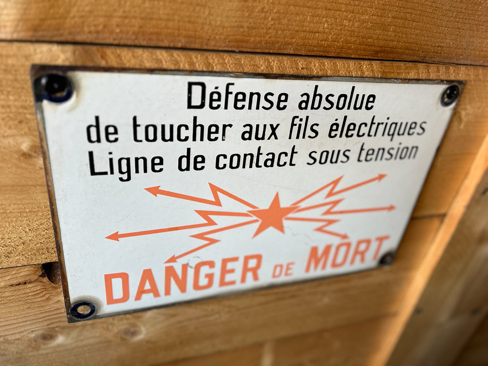 Plaque émaillée "danger de mort" réf 4114